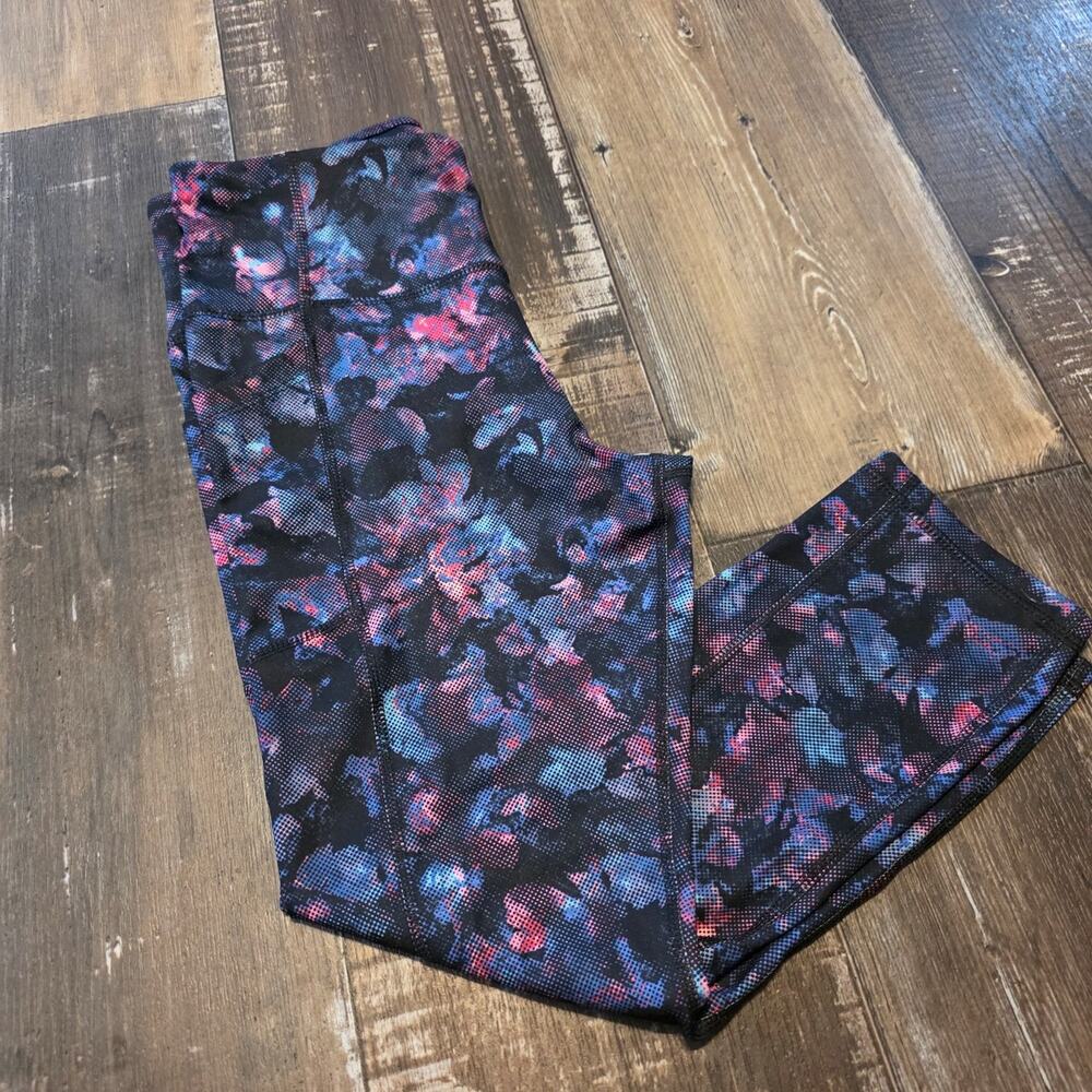 Avia leggings with pockets